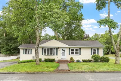 12 Edgelawn Avenue, Chelmsford, MA 01863 - Photo 1