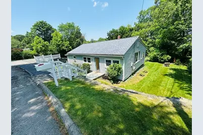 14 Calder St, Marlborough, MA 01752 - Photo 1