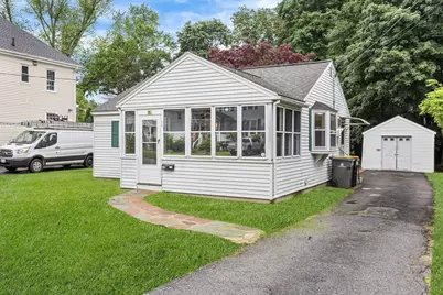 22 Arthur St, Framingham, MA 01702 - Photo 1