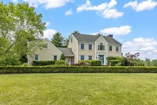 17 Maplewood Dr, Hanover, MA 02339 - Photo 1