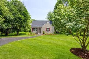 136 East St, South Hadley, MA 01075 - Photo 1