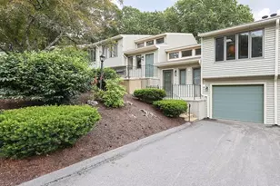 72 Londonderry Rd, Grafton, MA 01519 - Photo 1