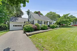 40 Clearwater Dr, Boston, MA 02126 - Photo 1