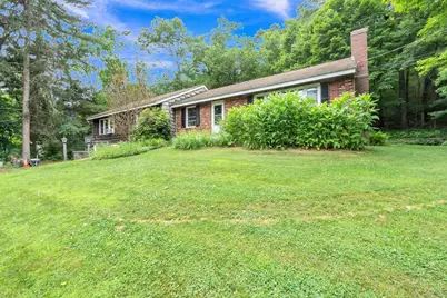 10 Hillside Dr, Brimfield, MA 01010 - Photo 1