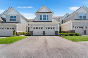 27 Richardson Dr, Millis, MA 02054 - Photo 1