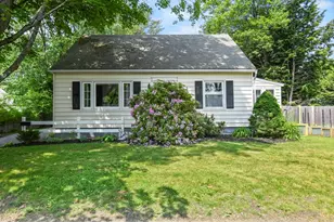 11 Leslie Dr, Pittsfield, MA 01201 - Photo 1