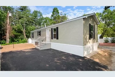 1237 Central Street, Leominster, MA 01420 - Photo 1