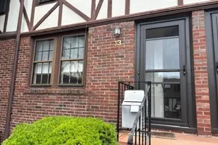 247 Washington St, Winchester, MA 01890 - Photo 1