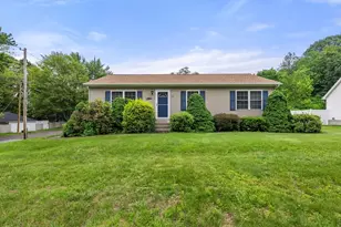 1072 Montgomery St, Chicopee, MA 01013 - Photo 1