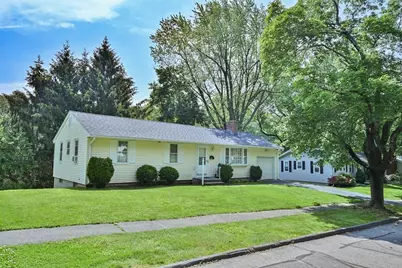 27 Pine Tree Dr, Worcester, MA 01609 - Photo 1