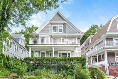 115 Westbourne Ter #1, Brookline, MA 02446 - Photo 1