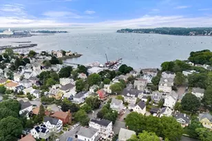 35 Ocean Ave, Salem, MA 01970 - Photo 1