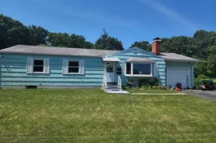 49 Roberts Pond Ln, Chicopee, MA 01020 - Photo 1