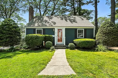 7 Vermont Ave, Natick, MA 01760 - Photo 1