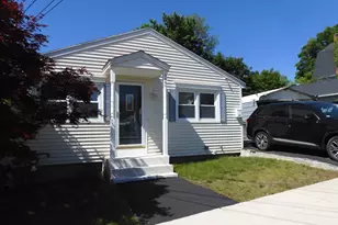 346 University Ave, Lowell, MA 01854 - Photo 1