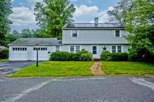 32 Locke Ave, Athol, MA 01331 - Photo 1