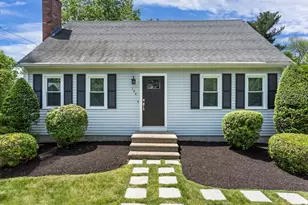 194 Crossfield Rd, Franklin, MA 02038 - Photo 1