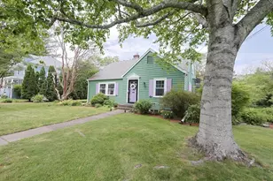 8 Hazelwood Ave, Attleboro, MA 02703 - Photo 1