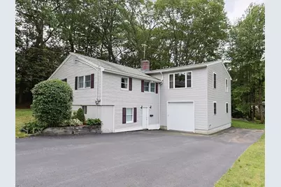 47 Dorothy Ave, Holden, MA 01520 - Photo 1