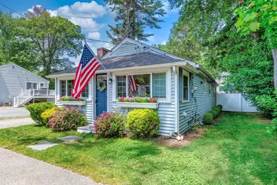 25 12th Ave, Halifax, MA 02338 - Photo 1