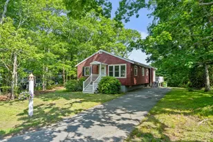 25 Florence St, Plymouth, MA 02360 - Photo 1