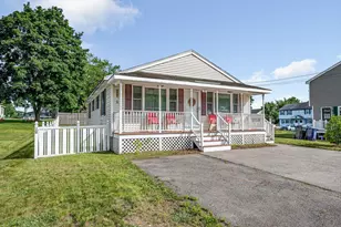 33 Hopkins St, Dracut, MA 01826 - Photo 1