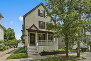 101 Cleveland St, Melrose, MA 02176 - Photo 1