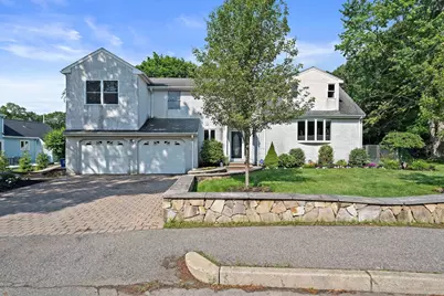 7 Helen Rd, Braintree, MA 02184 - Photo 1