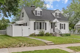 10 Jefferson St, Lawrence, MA 01843 - Photo 1