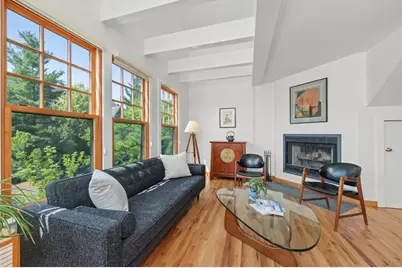 15-19 Mount Vernon St #4, Cambridge, MA 02140 - Photo 1