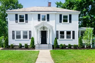 8 Carisbrooke St, Andover, MA 01810 - Photo 1