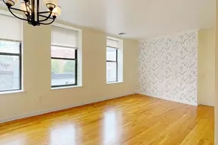 5 Grove St, Boston, MA 02114 - Photo 1