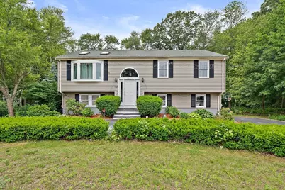 160 South St, Holbrook, MA 02343 - Photo 1