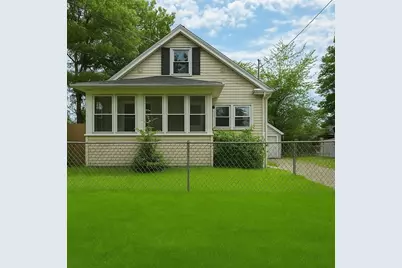 23 Eldert St, Springfield, MA 01109 - Photo 1