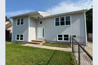 334 Austin St, New Bedford, MA 02740 - Photo 1