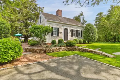 51 Shattuck Place, Chatham, MA 02633 - Photo 1