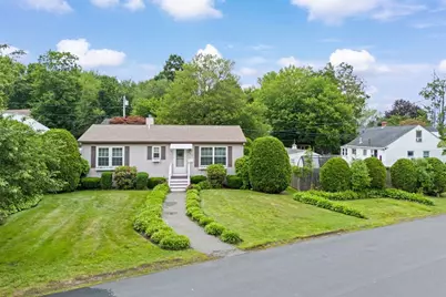 137 Brook St, Haverhill, MA 01830 - Photo 1