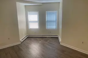 3 Godwin Pl, Everett, MA 02149 - Photo 1