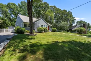 10 Morse Rd, Wayland, MA 01778 - Photo 1