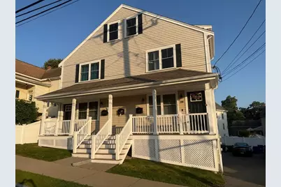 28 Richardson St #2, Wakefield, MA 01880 - Photo 1