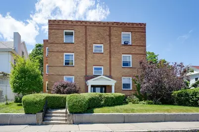 31 Chestnut St #2, Worcester, MA 01609 - Photo 1