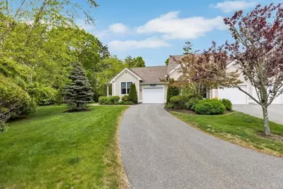 17 Chadwick Ct #17, Mashpee, MA 02649 - Photo 1