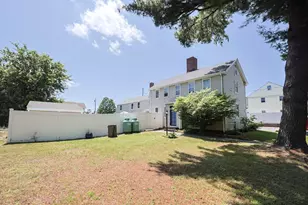 137 High St, Danvers, MA 01923 - Photo 1