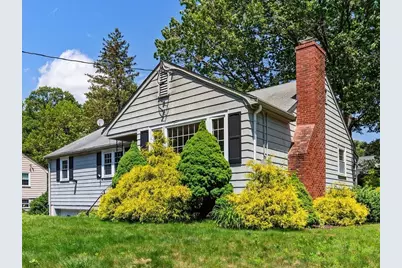 29 Gregory Rd, Wakefield, MA 01880 - Photo 1