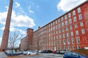 52 Lawrence Dr, Lowell, MA 01854 - Photo 1