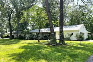 216 Bel Air Dr, Longmeadow, MA 01106 - Photo 1