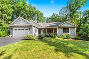 16 Lochmont Dr, North Attleboro, MA 02760 - Photo 1