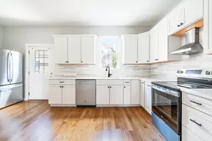 39 Mt Pleasant St, Somerville, MA 02145 - Photo 1