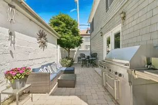 43 Endicott St, Salem, MA 01970 - Photo 1