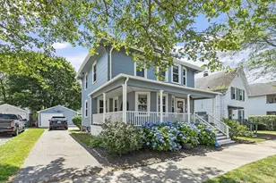 22 Locust St, Lynn, MA 01904 - Photo 1